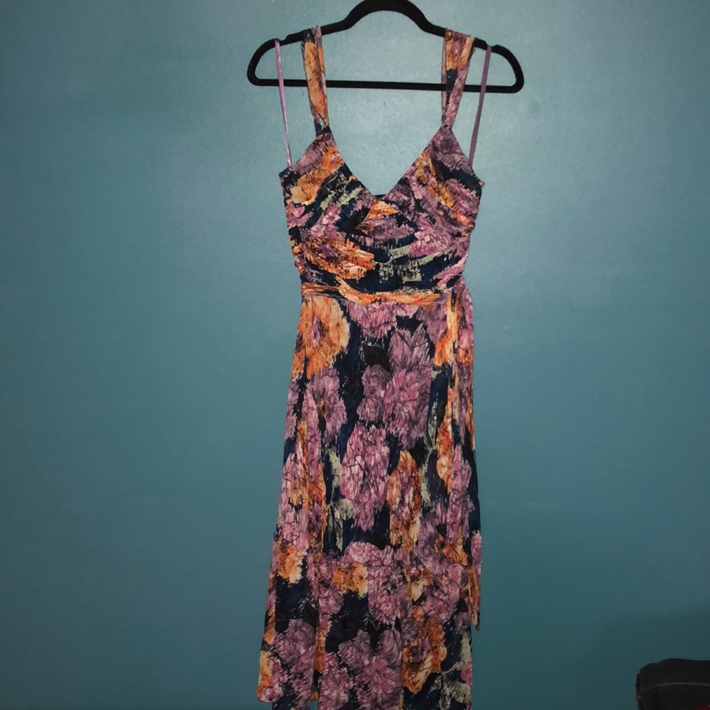 100% BCBG Maxazria silk dress